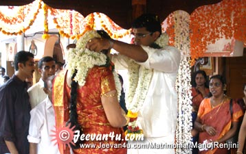 Manoj Ranjini at Chirakkadavu Mahadeva temple